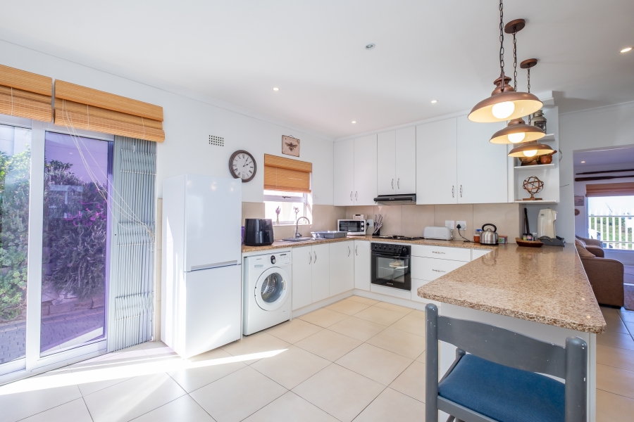 3 Bedroom Property for Sale in Glencairn Heights Western Cape